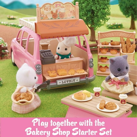 Calico Critters Family Picnic Van, Toy Vehicle for Dolls with Picnic Accessories