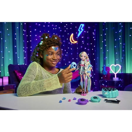 Monster High Doll, Lagoona Blue Spa Day Set with Wear and Share Accessories