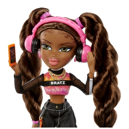 Alwayz Bratz Sasha Fashion Doll with 10 Accessories and Poster, Multicolor