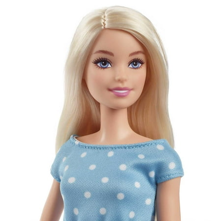 Barbie Big City Big Dreams Doll & Playset, Blonde Malibu Doll with Dressing Room & Accessories