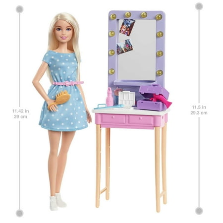 Barbie Big City Big Dreams Doll & Playset, Blonde Malibu Doll with Dressing Room & Accessories