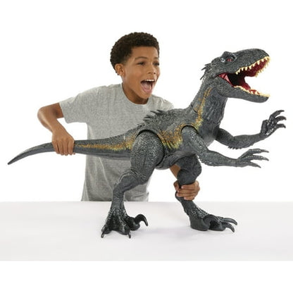 Jurassic World: Fallen Kingdom Dinosaur Toy, Super Colossal Indoraptor Figure