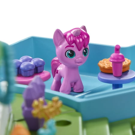 My Little Pony Mini World Magic Epic Mini Crystal Brighthouse Playset with 5 Mini Dolls