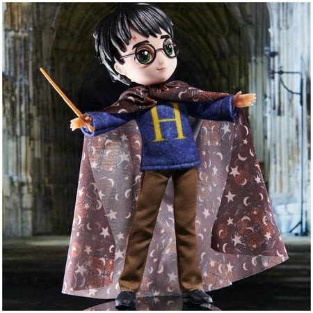 Wizarding World Harry Potter, 8-inch Harry Potter Fashion Doll Gift Set