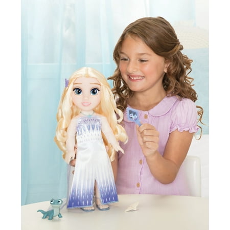 Disney's Frozen Elsa Snow Queen Singing Feature Fashion Doll Ages 3 and Up