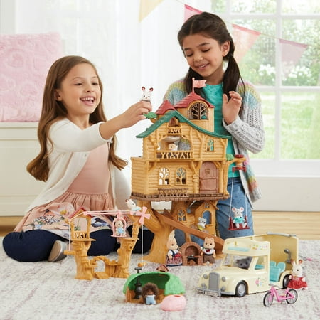 Calico Critters Lakeside Lodge Gift Set, Dollhouse Playset with Figure and Furniture