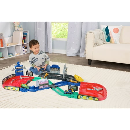 VTech Go! Go! Smart Wheels Motorized Track Set Play Cars with Accessories, Baby and Toddler Toys