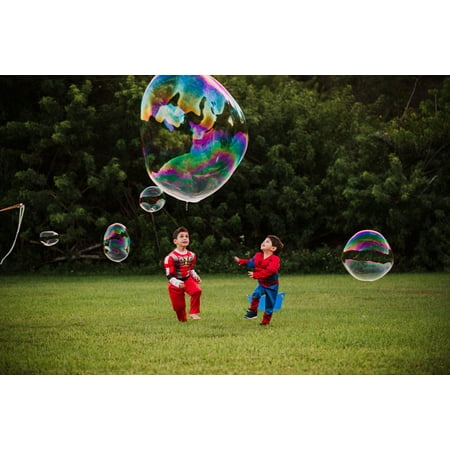 South Beach Bubbles 4 Big Bubble Wands: Making Giant Bubbles. Great Birthday Activity and Party Favor. Giant Bubble Solution Not Included.