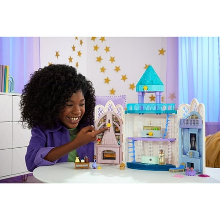 Disney’s Wish Rosas Castle Playset, Dollhouse with 2 Posable Mini Dolls, Star Figure & 20 Accessories